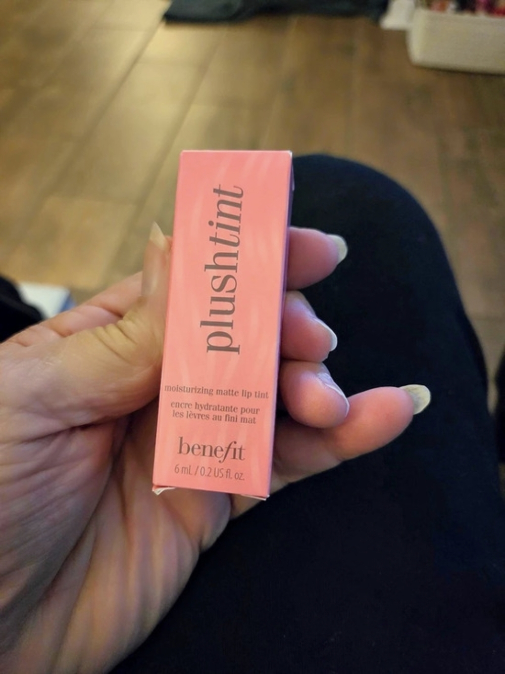 Benefit Plush Tint Lip Tint Cream Puff NWT
